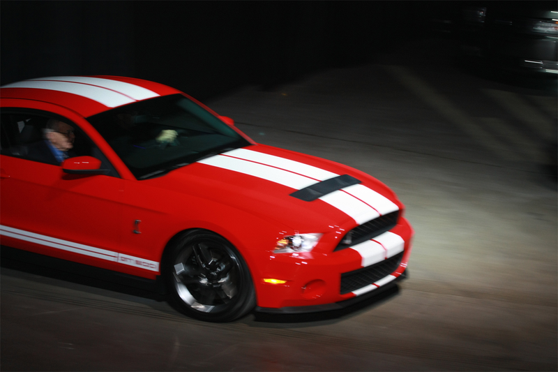 Illustration for article titled Carroll Shelby Introduces 2010 Shelby GT500 Coupe, Convertible At Detroit